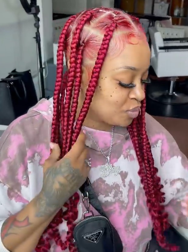 burgundy jumbo knotless braids