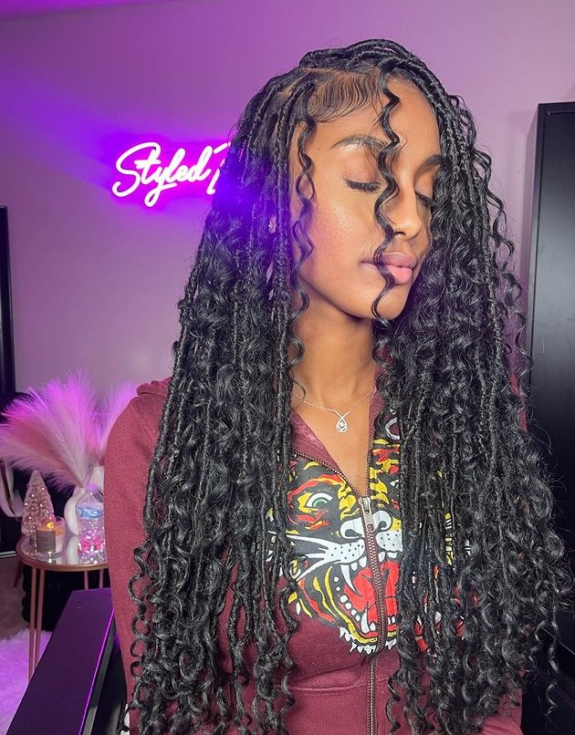 Messy boho locs 